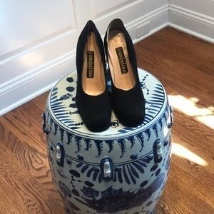 NWOT Ombeline Paris Suede Shoes sz 40